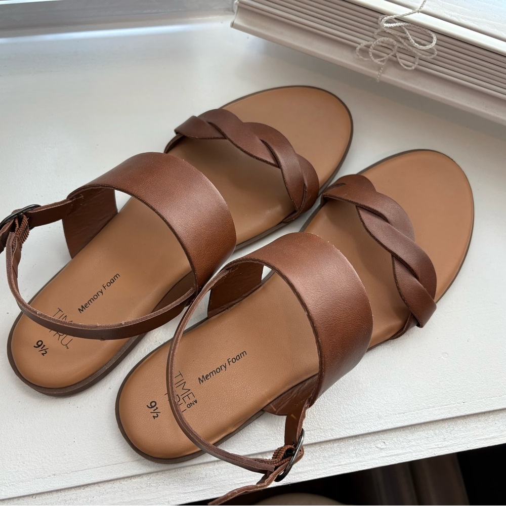 Time and Tru Tan Sandals with Memory Foam